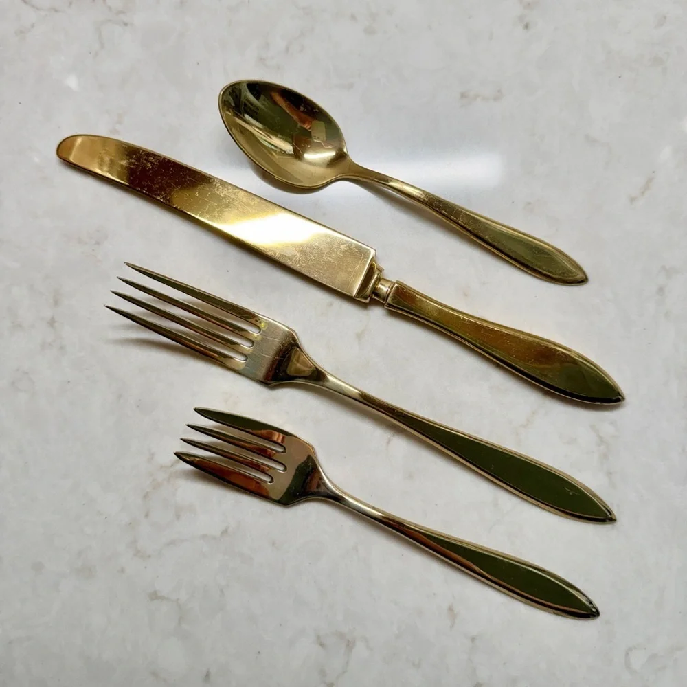 VINTAGE, DIRILYTE FLATWARE IN THE REGAL PATTERN